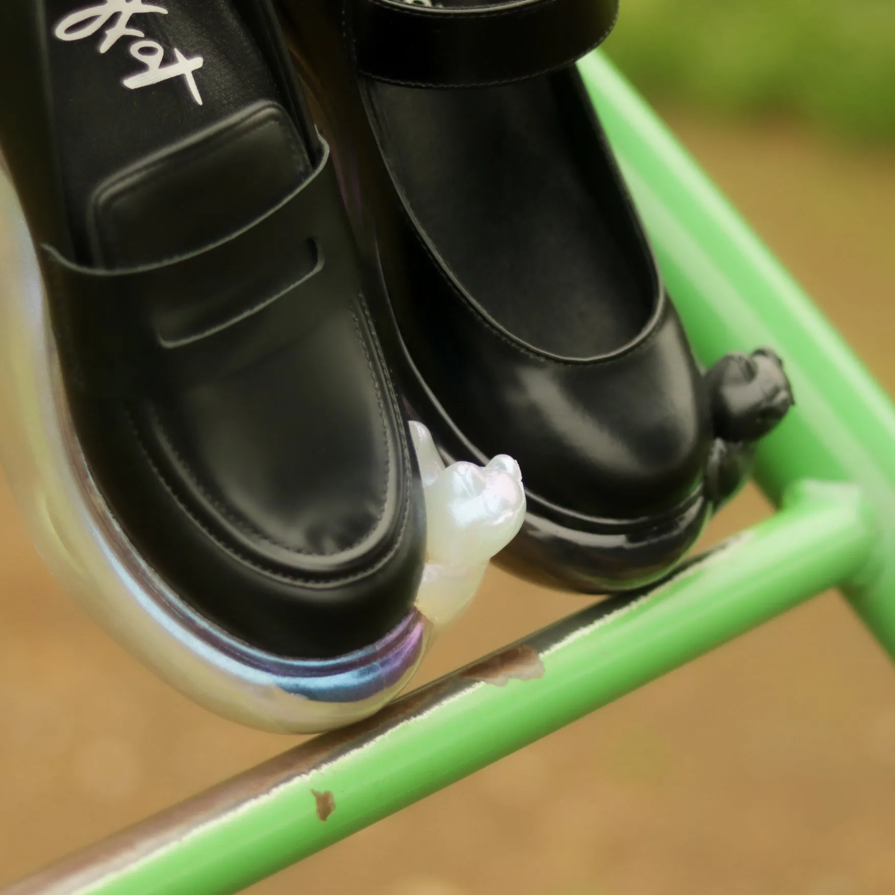 Bear Moon Loafer / Black