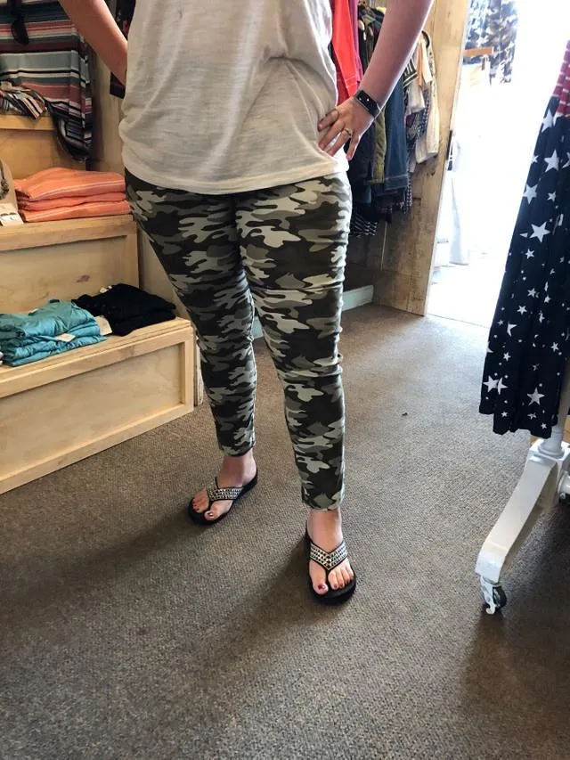 Camo Pull-On Ankle Pants