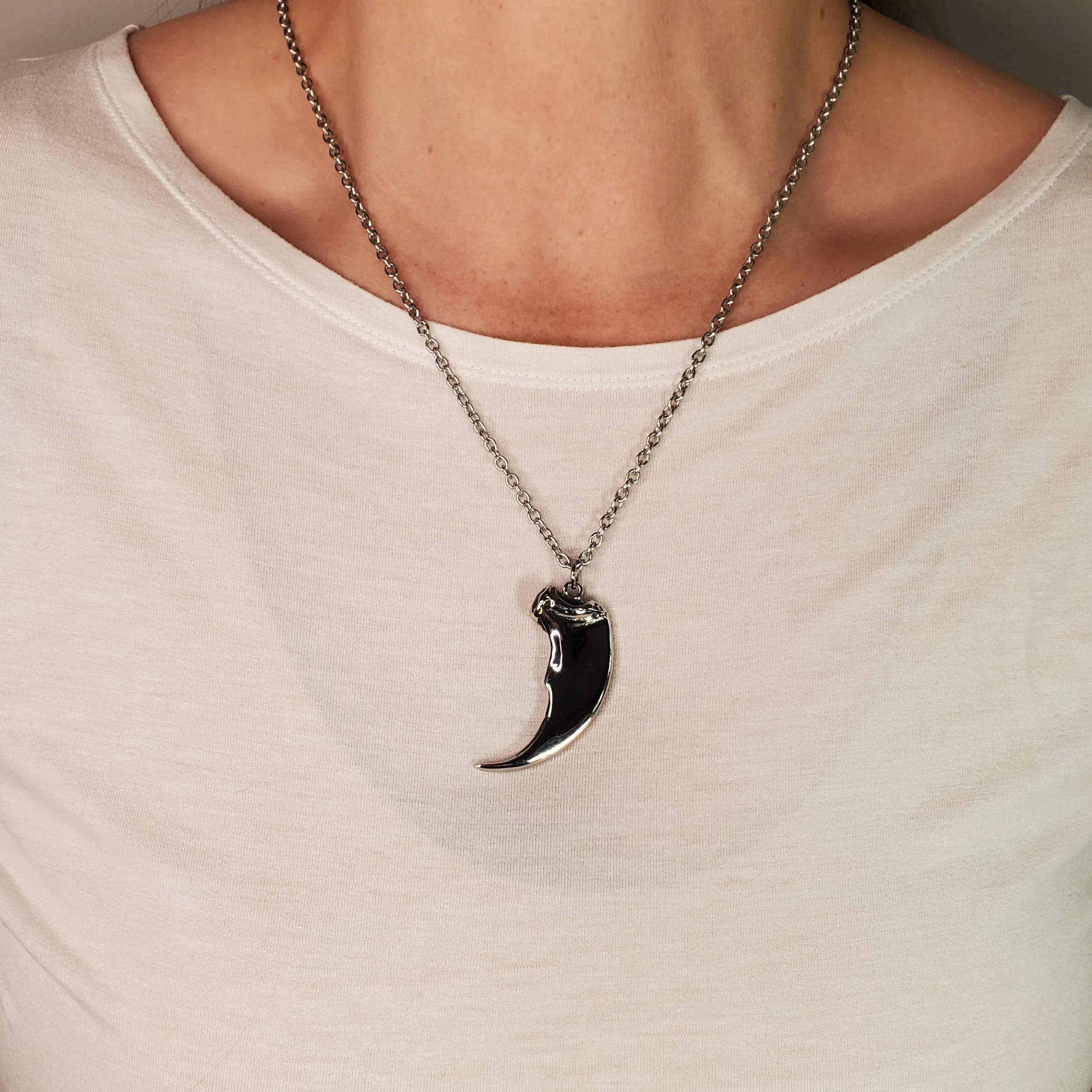 Large Bear Claw Pendant Necklace